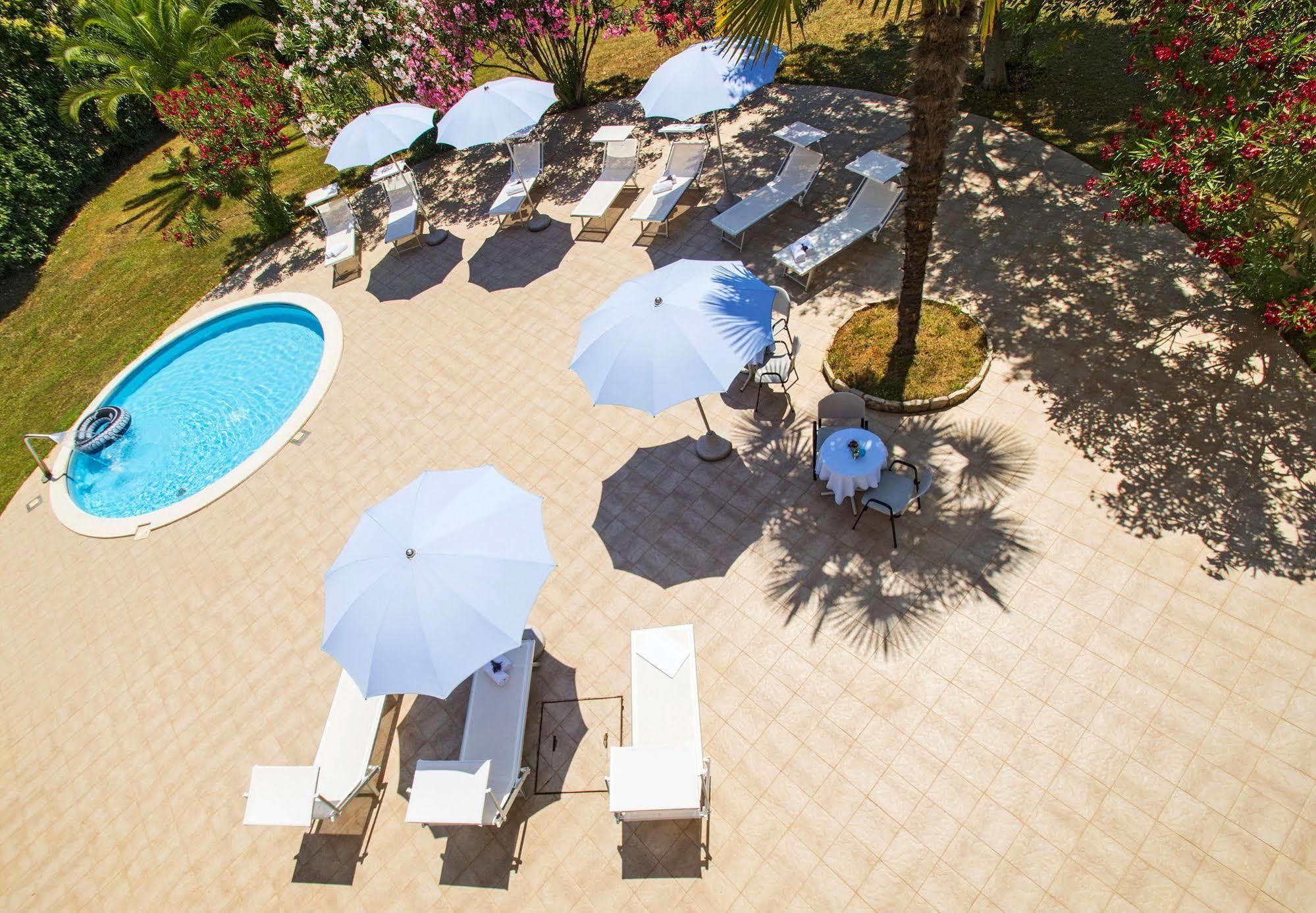 Hotel Amfora Rabac Exterior foto